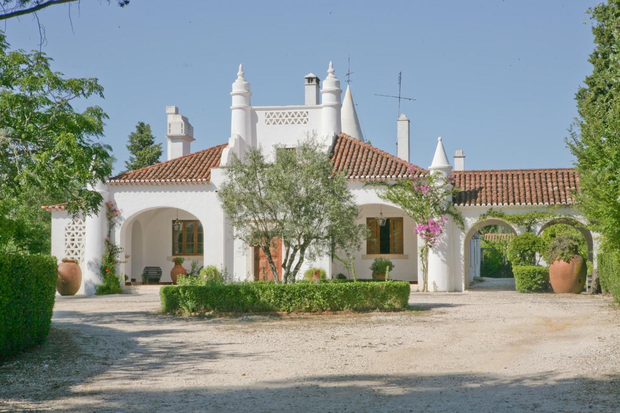 Monte Dos Pensamentos - Turismo Rural エストレモス エクステリア 写真